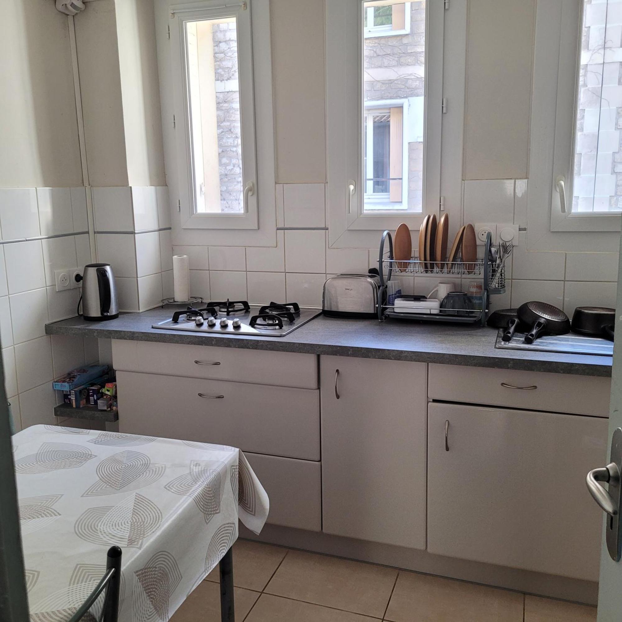 2 Chambres Chez L'Habitant ปัวติเยร์ ภายนอก รูปภาพ